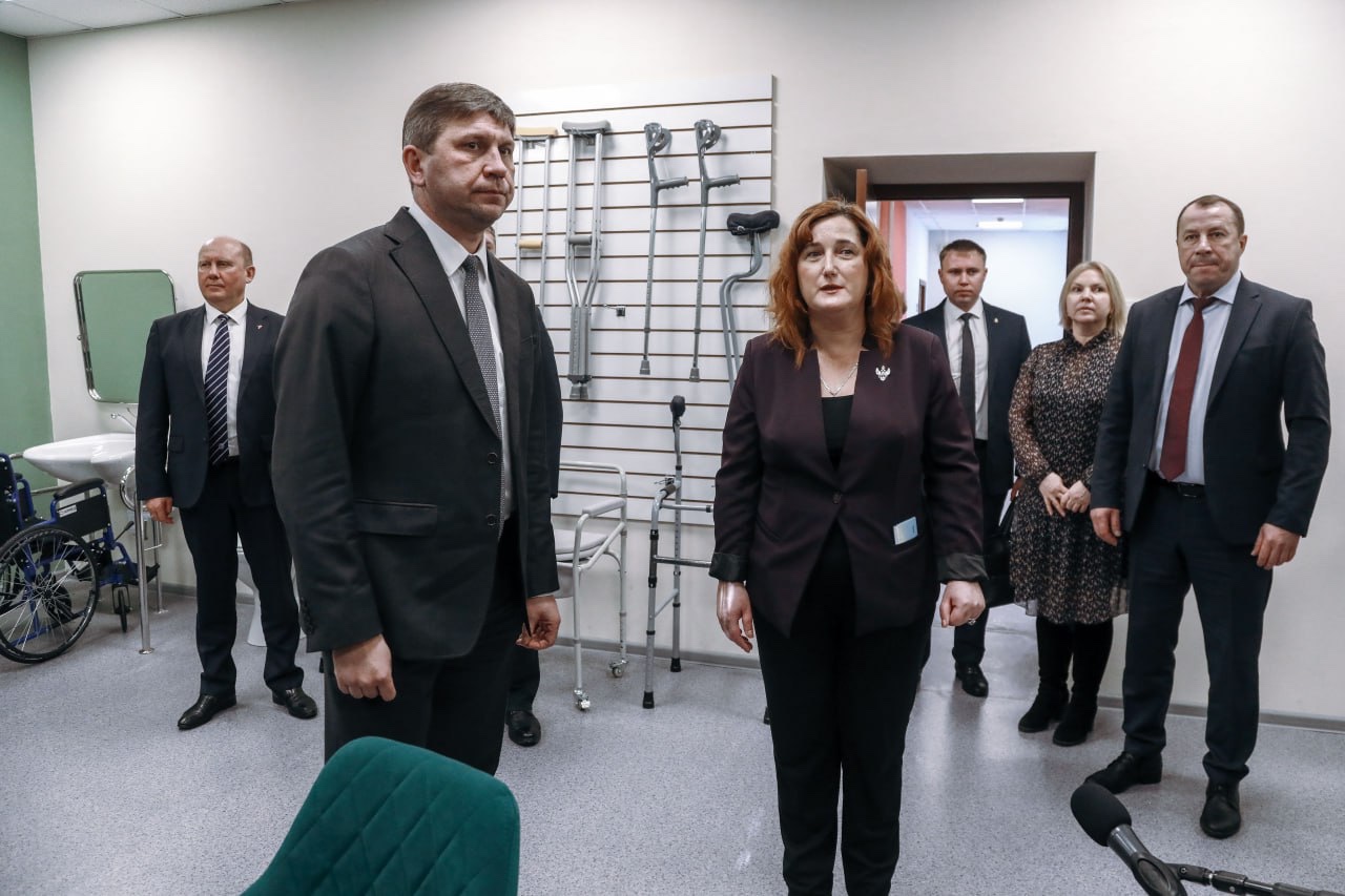 Замполпреда Александр Тихонов проинспектировал системную работу по адаптации участников СВО..